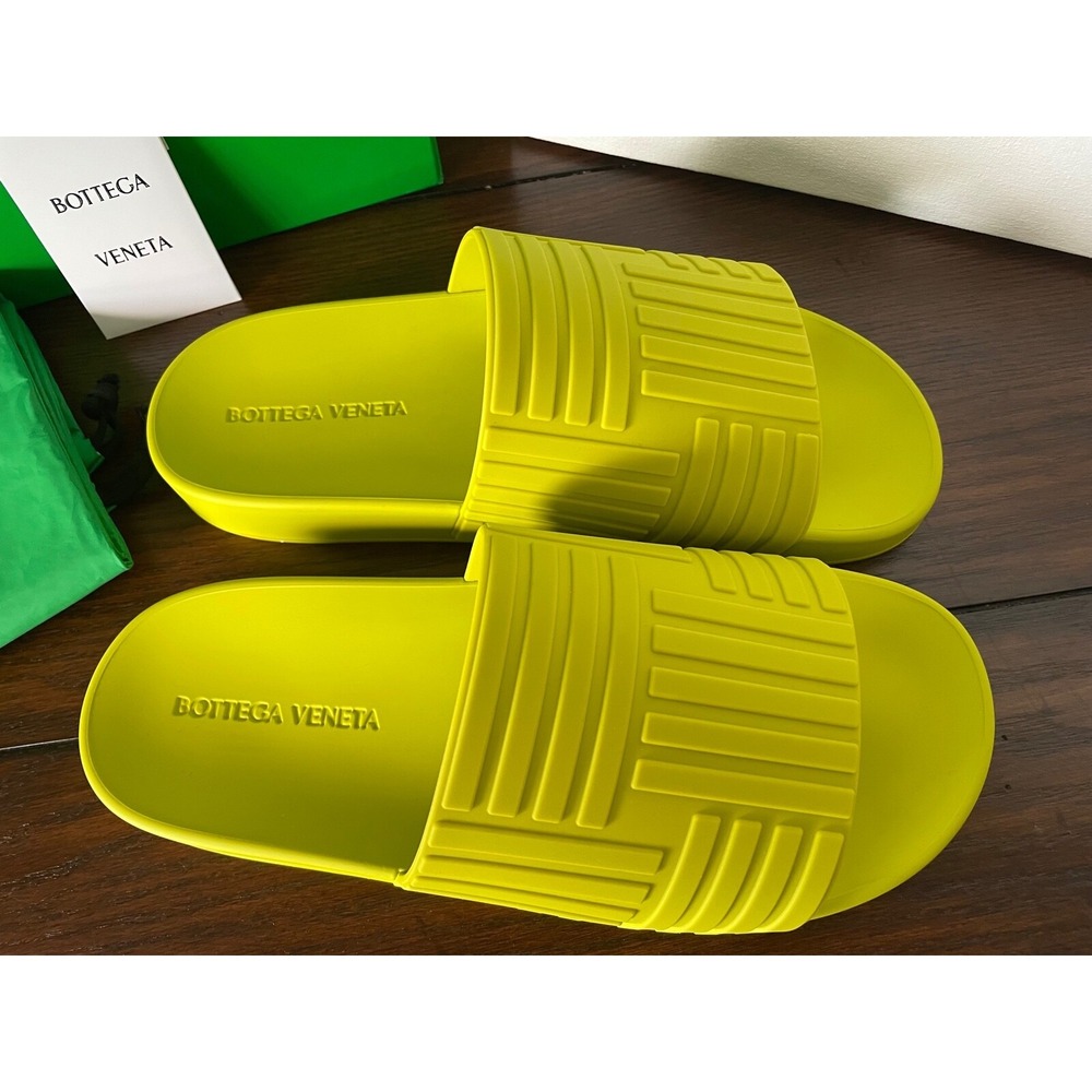 BOTTEGA VENETA 690105 Men's 'Slider' Pool Slide Sandals Lemon Yellow Rubber 42 - Picture 5 of 8